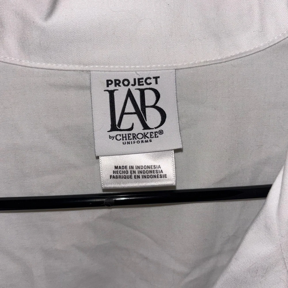 Lab coat - Picture 2 of 3